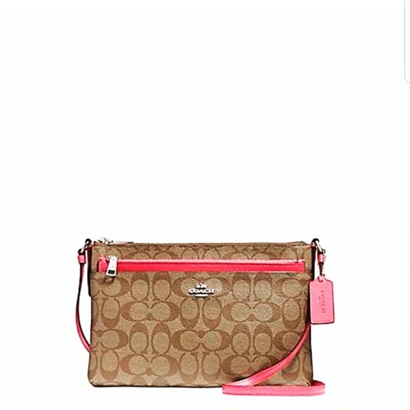 ⚡️🆕 Coach East/West Crossbody Pop Out Pink Pouch - Picture 2 of 7
